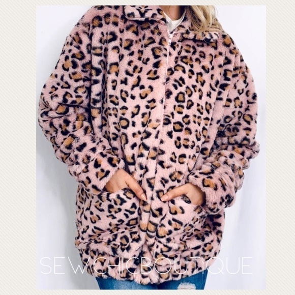 Softest Pink Leopard 🐆 Printed Furry Jacket Ever - Picture 7 of 8